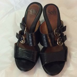 Beautiful Söfft Alligator sandals